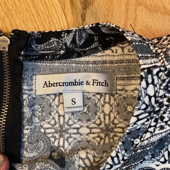 Abercrombie paisley pattern shift dress with pockets, size S, EUC - Picture 5 of 10